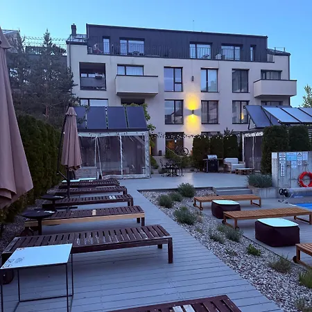 Apartamentai Prie Baseino * Połąga