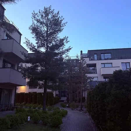 Apartament Apartamentai Prie Baseino Połąga